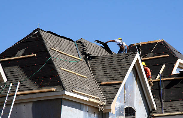 Best Affordable Roofing Company  in Markesan, WI